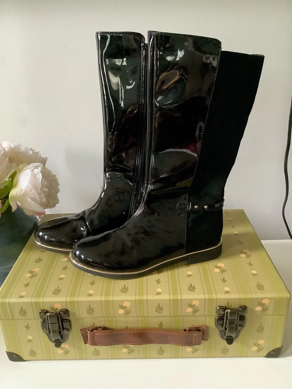 The Children’s Place Black Patent & Suede Riding Boots. Little Girl, Size 3